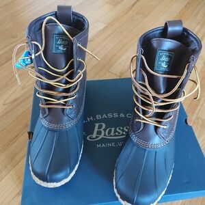 G.H. Bass & Co. Brown Duck Boots